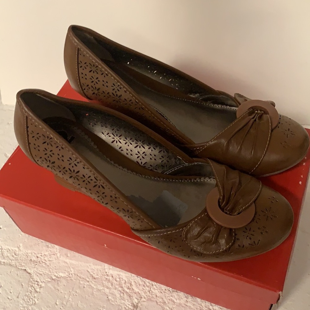 NIB Report R2 “Sadee” wedge Size 8 - Picture 2 of 5